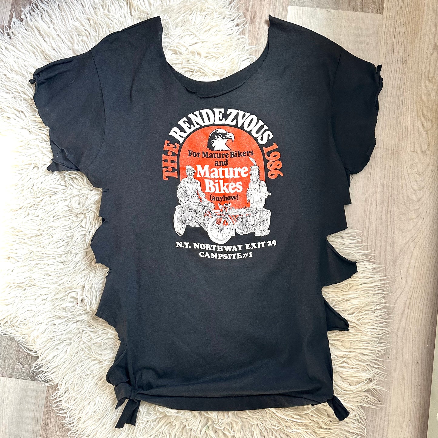deadstock 1980s vintage harley rendezvous distressed DIY t-shirt / single stitch