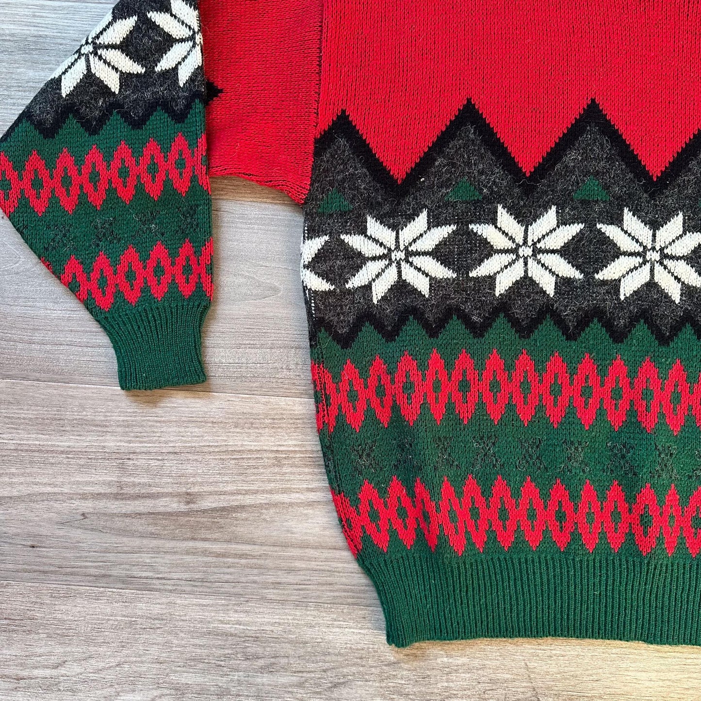 vintage 80s festive wool blend holiday sweater