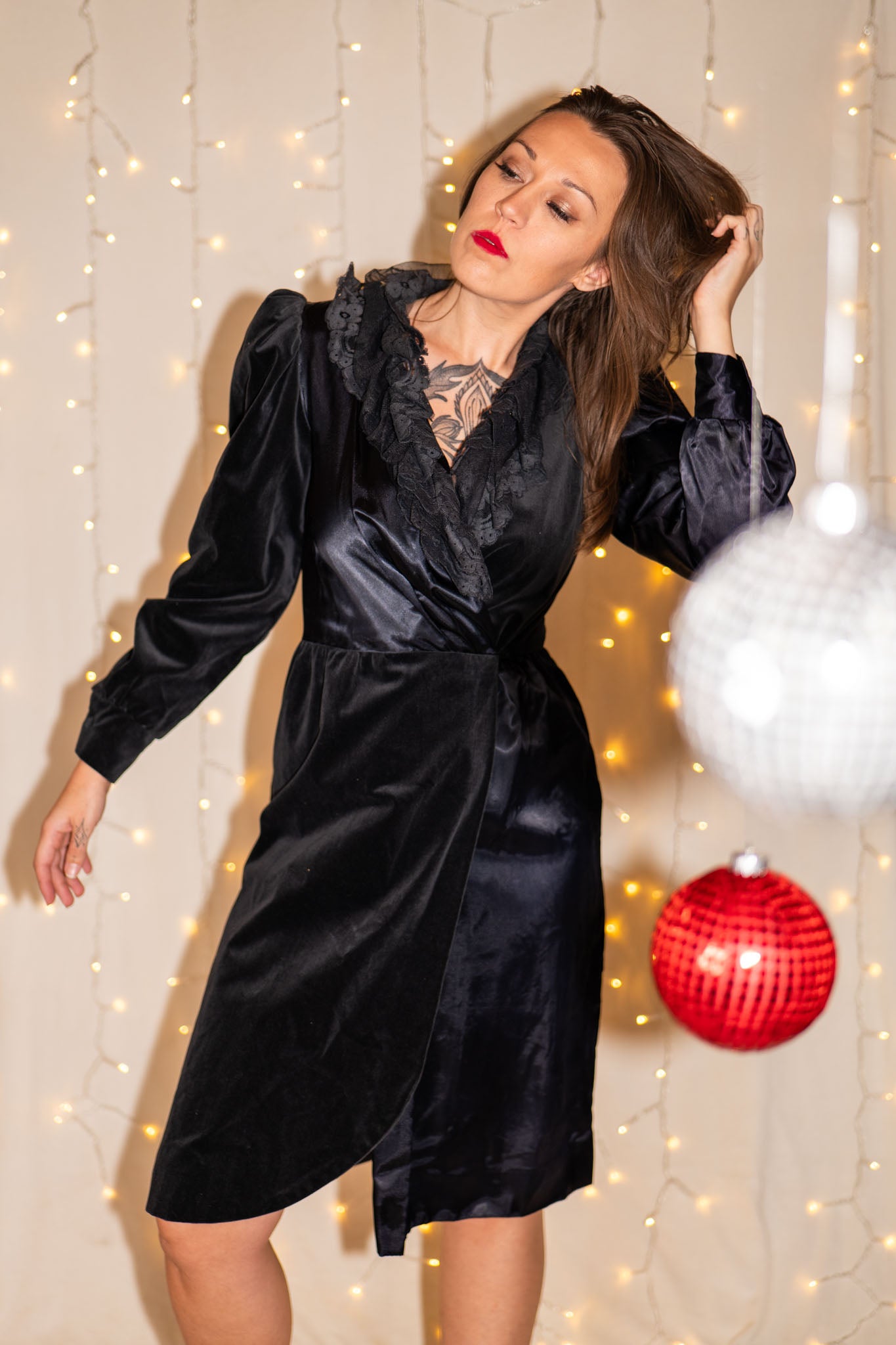 maison d' ellas haute couture vintage 60s velvet satin wrap dress with lace collar
