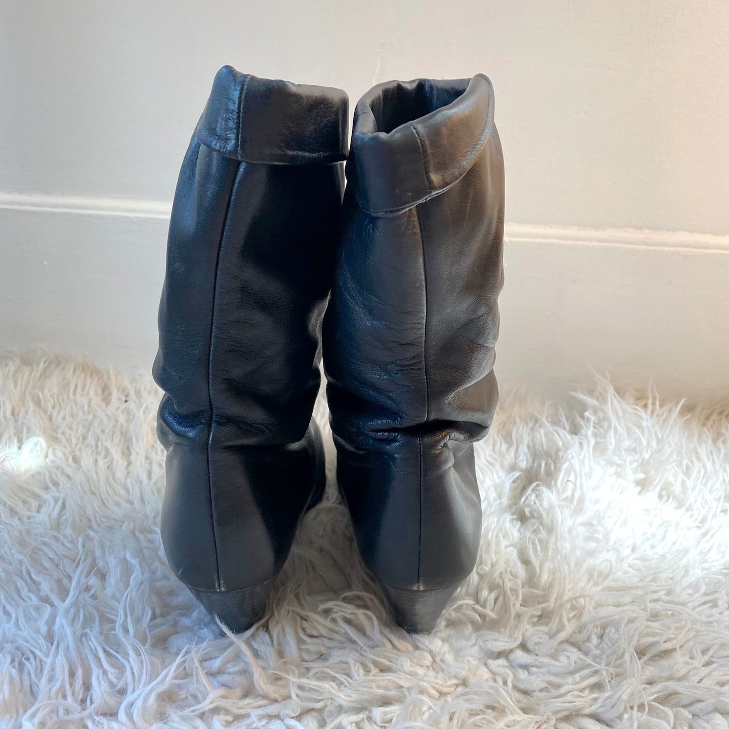 vintage 80s floral leather slouchy boots / size 6