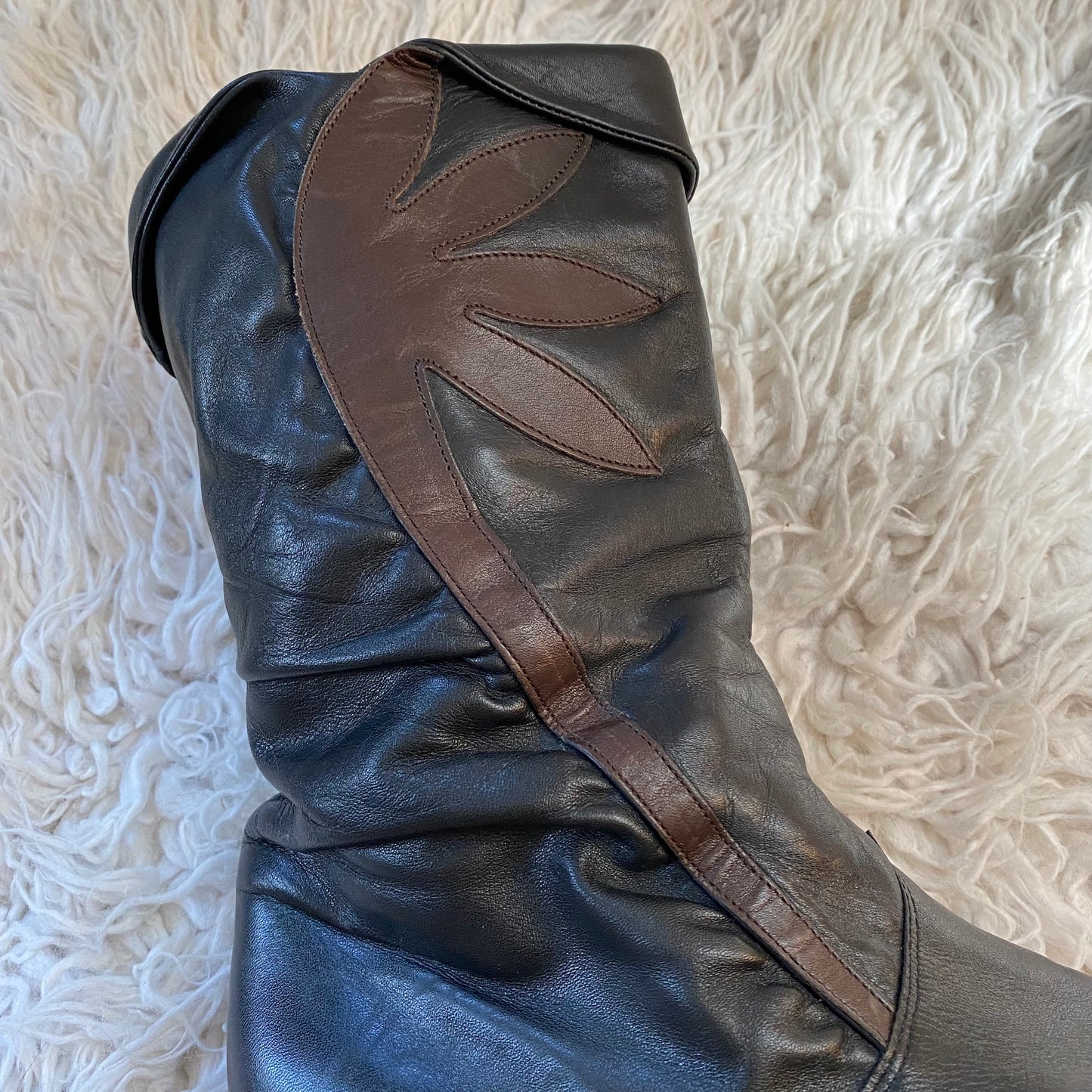 vintage 80s floral leather slouchy boots / size 6