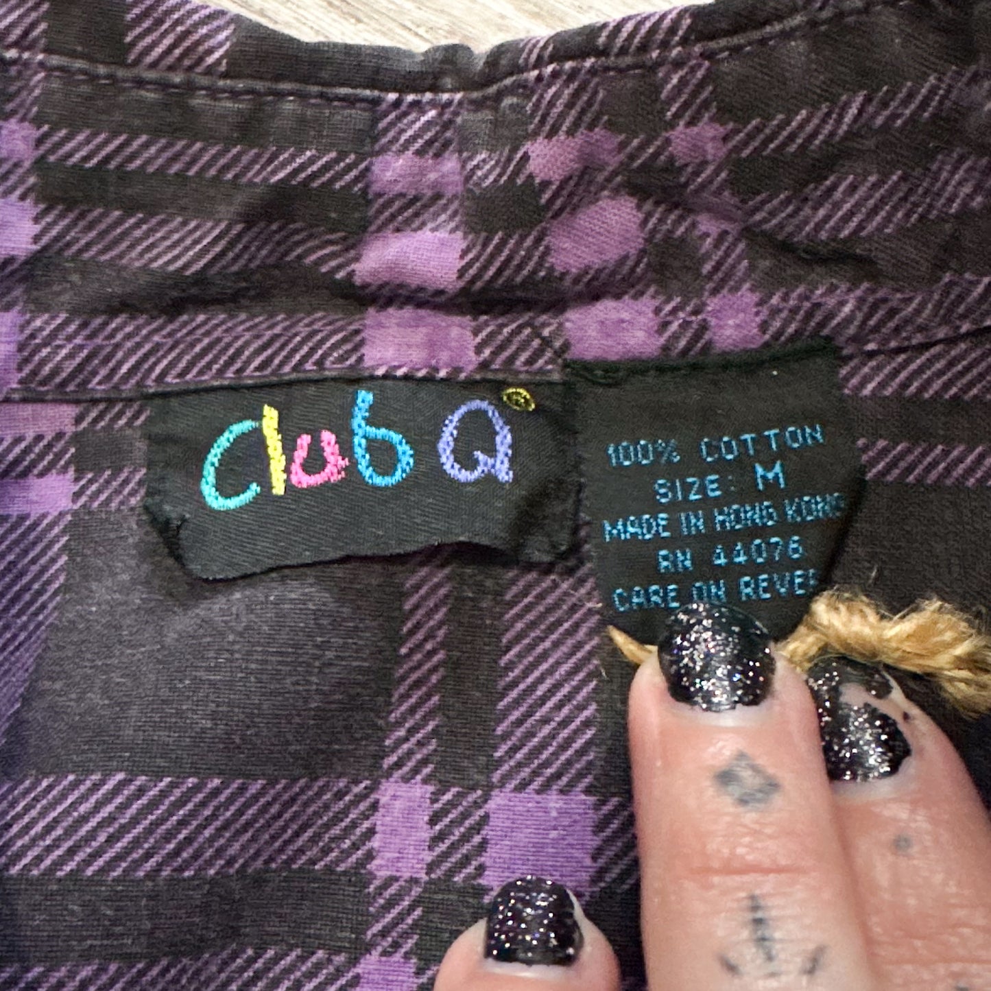 vintage 1980s purple & black plaid button up collar shirt