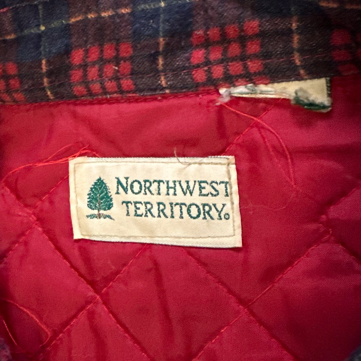 vintage 1980s red & navy blue quilted flannel shirt jacket