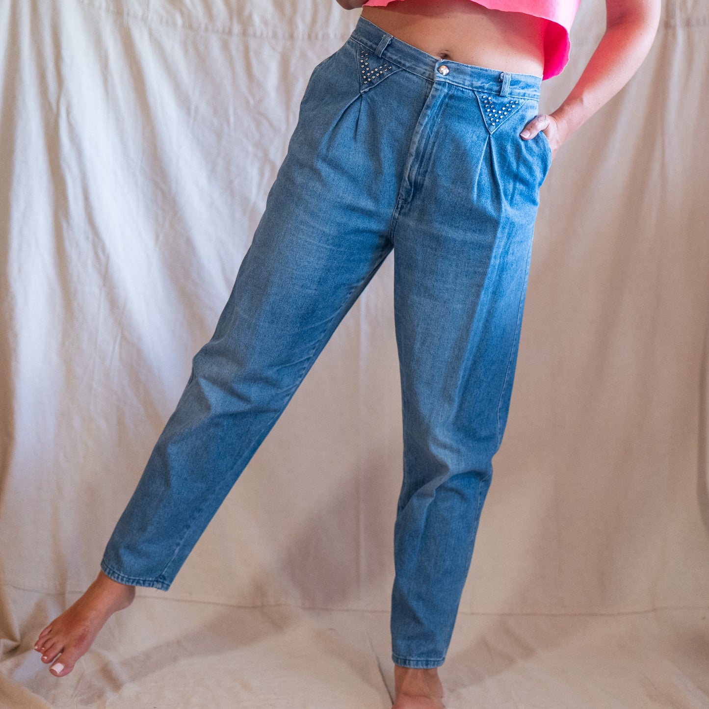 PIZZAZZ vintage 80s studded high waisted mom jeans / 31x28