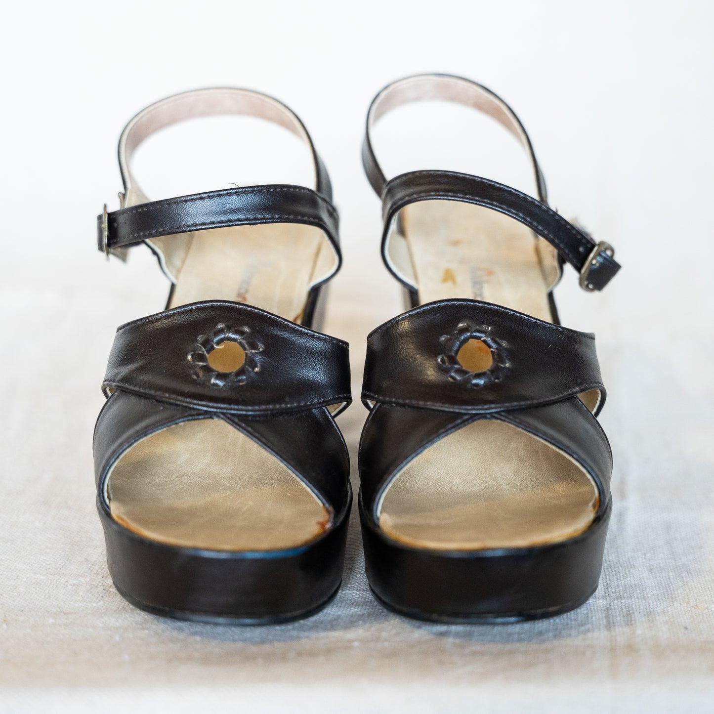 vintage 70s strappy platform sandals disco heels / size 7