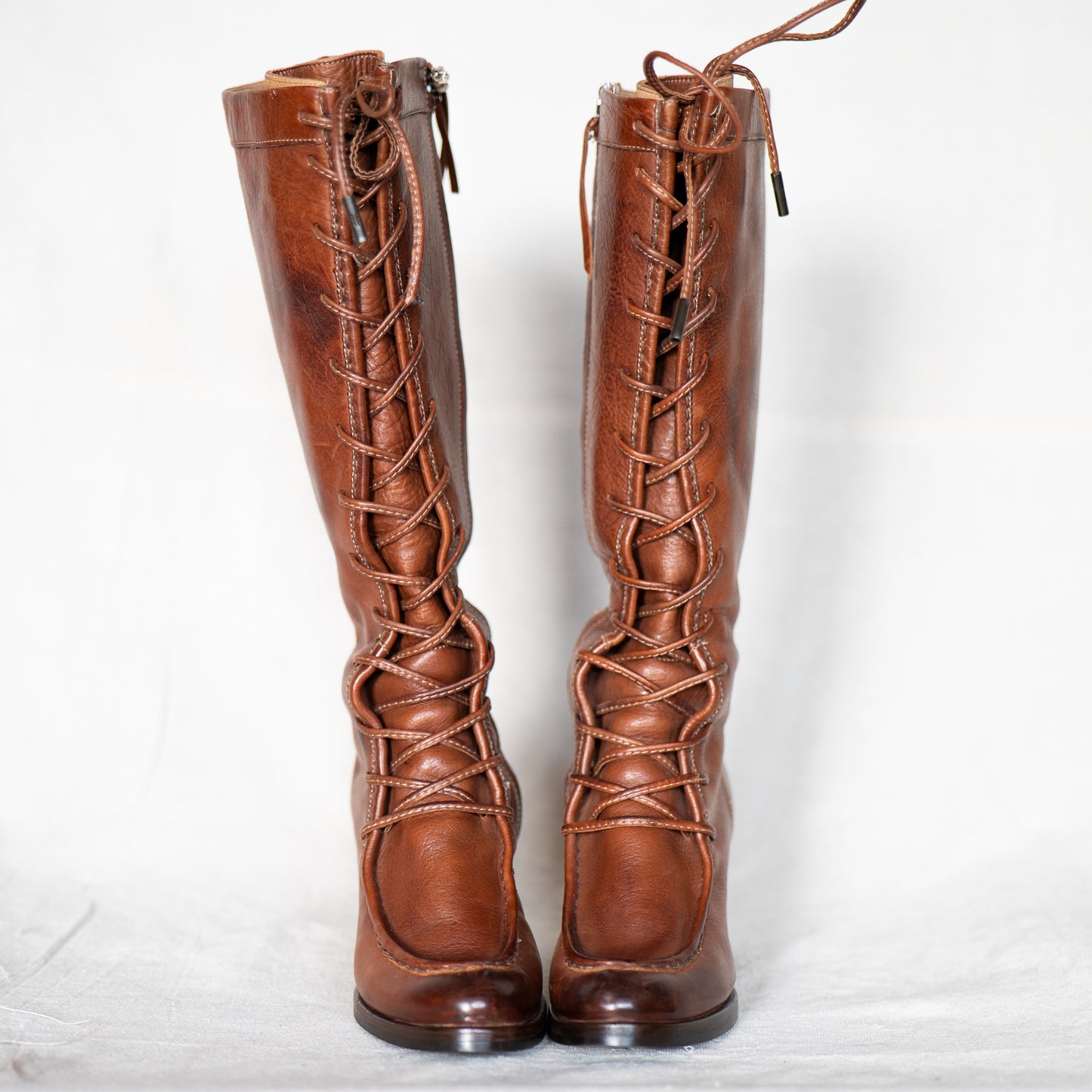 vintage 80s FRYE lace up tall leather boots / size 5.5