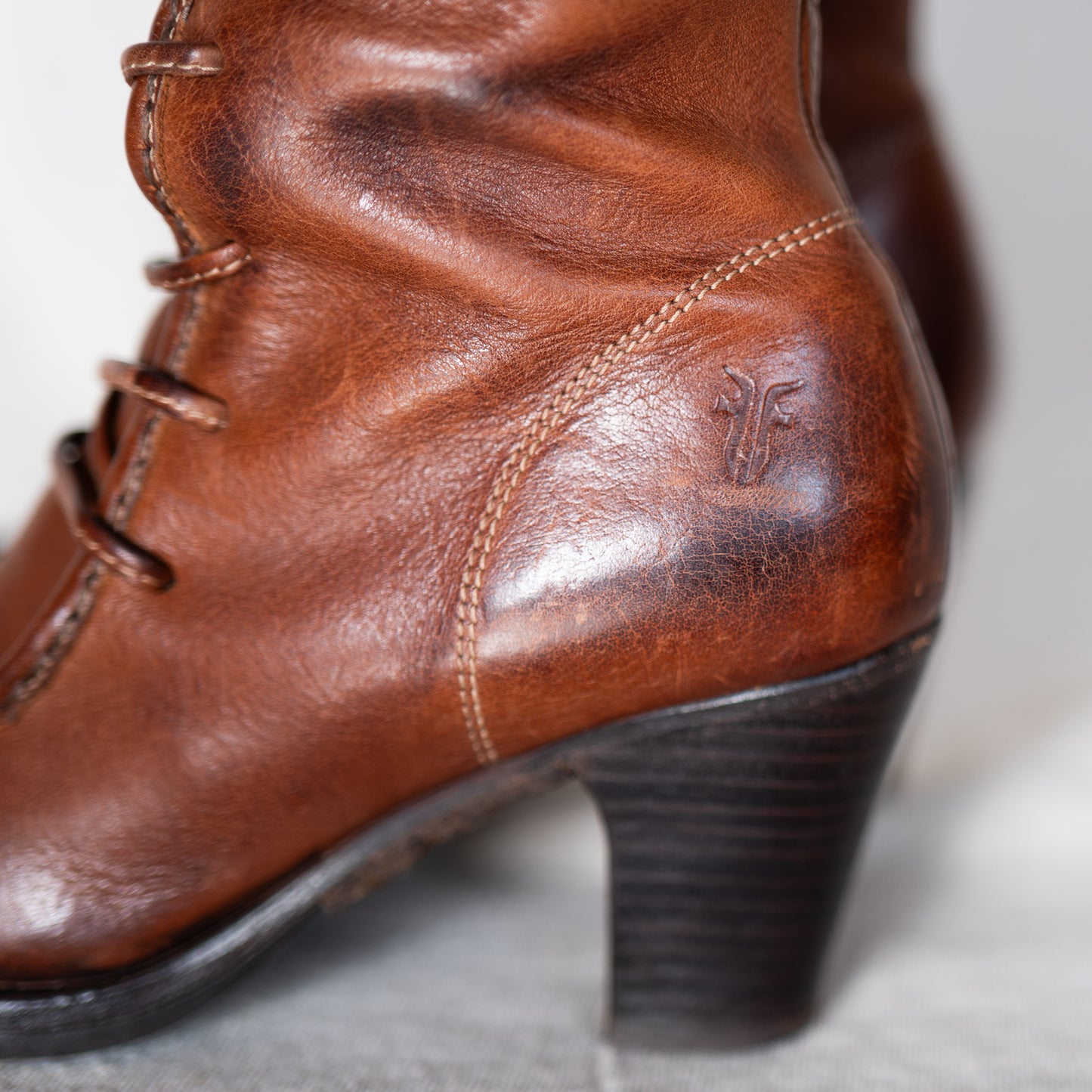 vintage 80s FRYE lace up tall leather boots / size 5.5