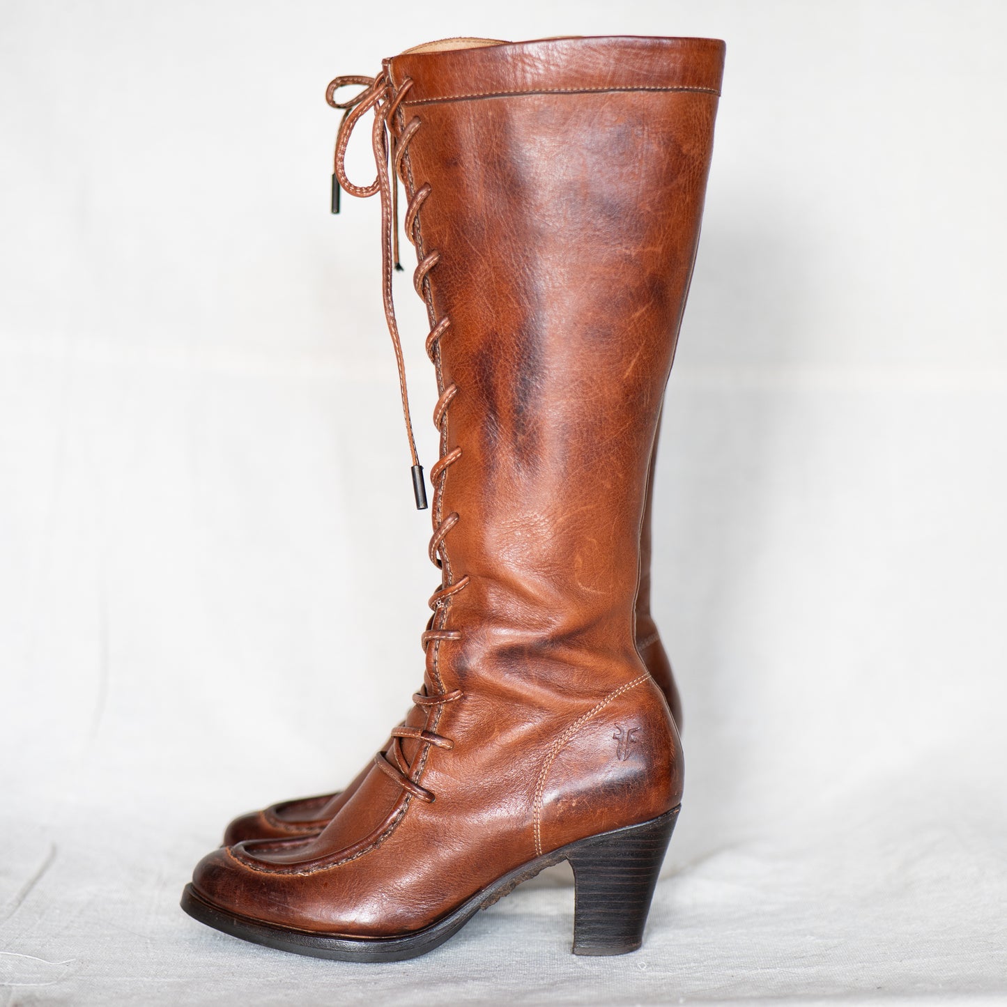 vintage 80s FRYE lace up tall leather boots / size 5.5