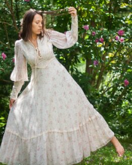 70s-floral-lace-maxi-dress-2