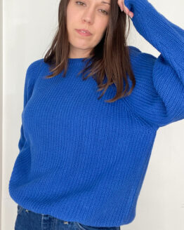 80s-blue-sweater-4